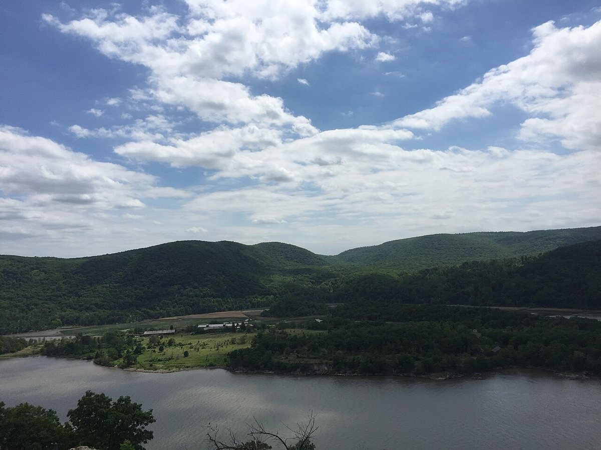 Bear Mountain State Park summit lookout tower